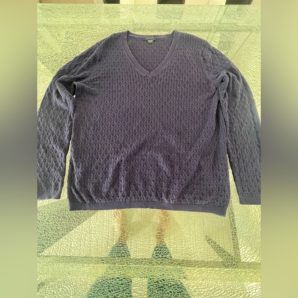Tommy Hilfiger Men's Navy V-Neck Cable Sweater